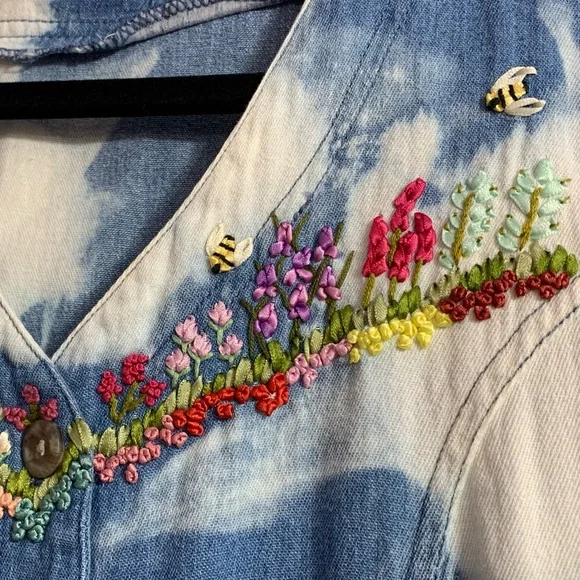 *RARE Vintage 80s Denim Button-Up Dress with Floral Embroidered Designs - M - Picture 7 of 9
